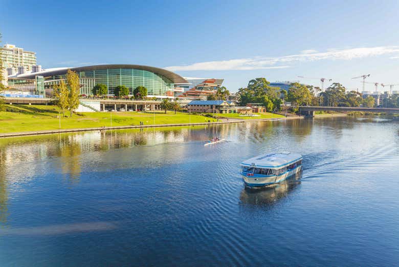 Sailing the Torrens river