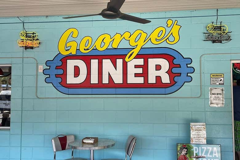 Almoçaremos no George's Diner