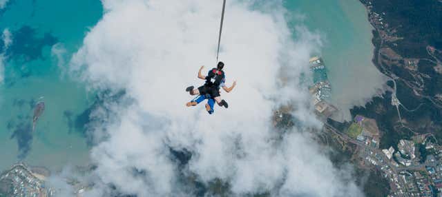 Salto en paracaídas en Airlie Beach
