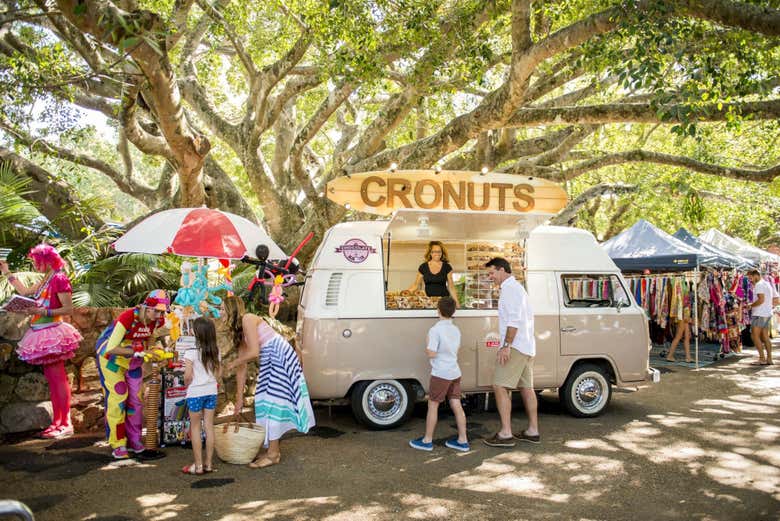 Check out the stands and food trucks at the Eumundi Markets