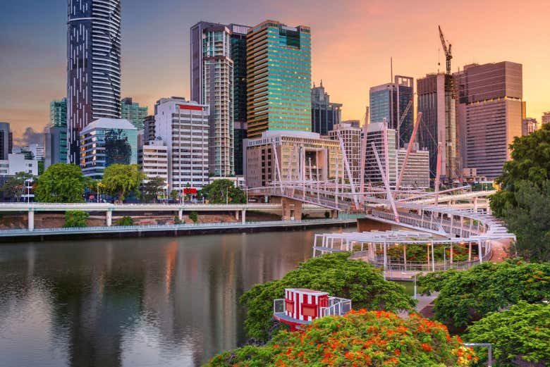Vue sur Brisbane au coucher du soleil