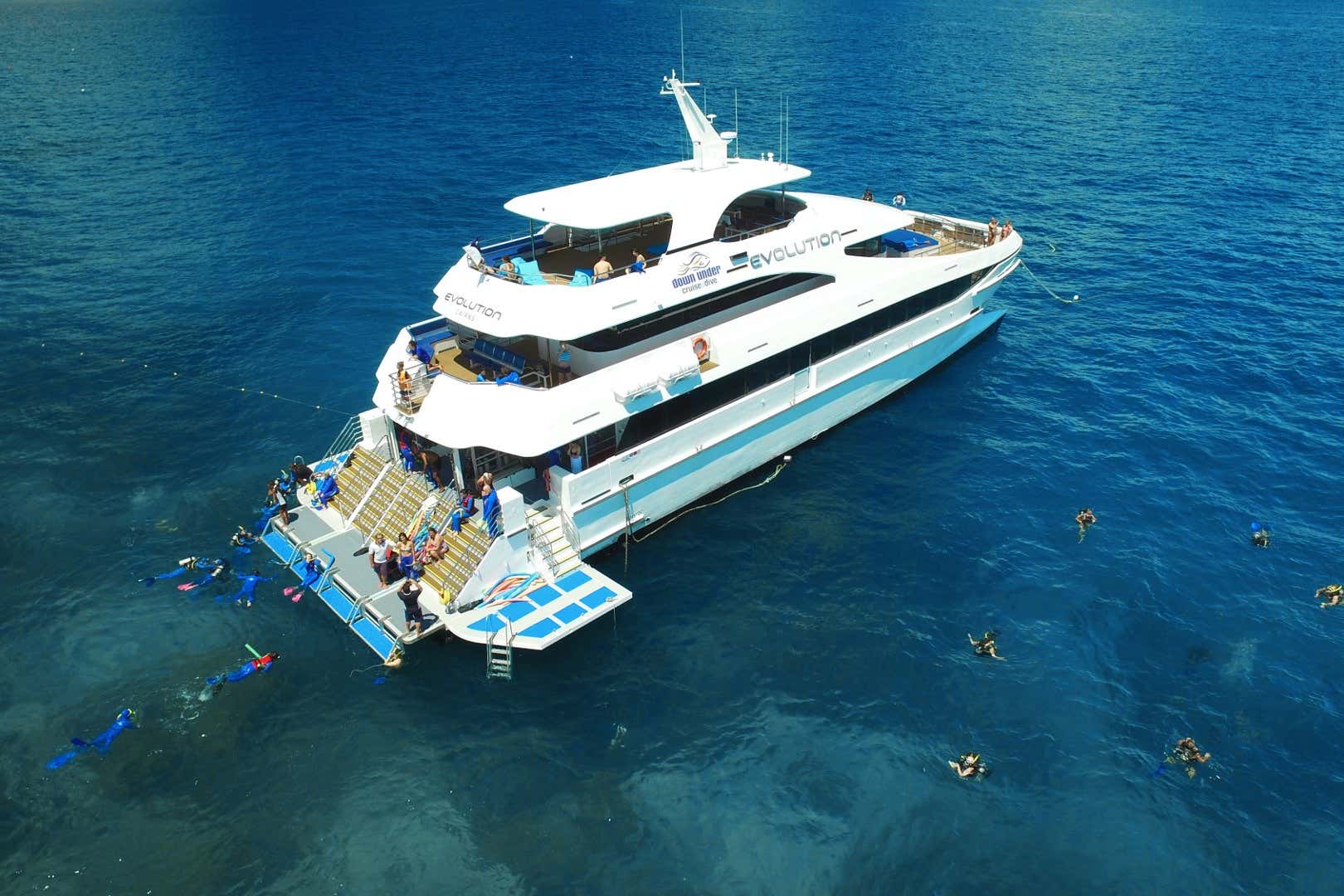 Snorkeling dans la Grande Barrière de Corail + Balade en hélicoptère