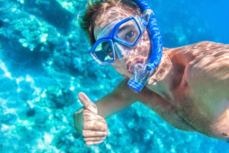 Faites du snorkeling