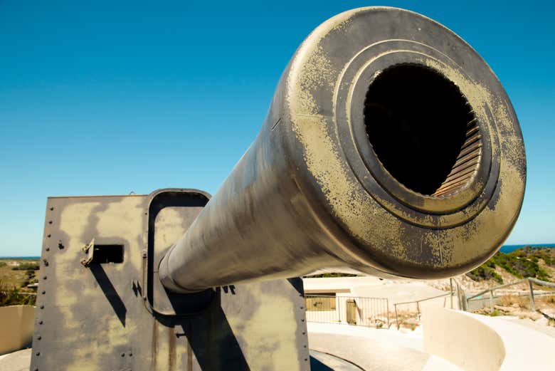 Canon de Oliver Hill