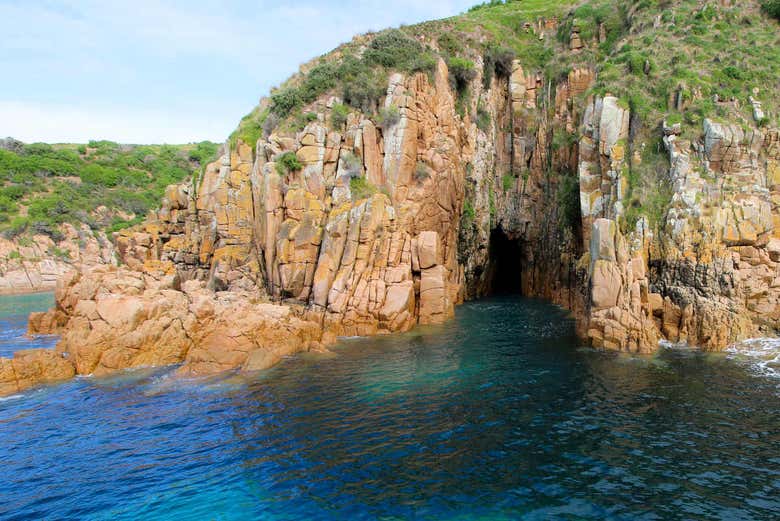 Grottes des falaises