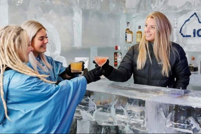 Prenez un verre à l'Ice Bar