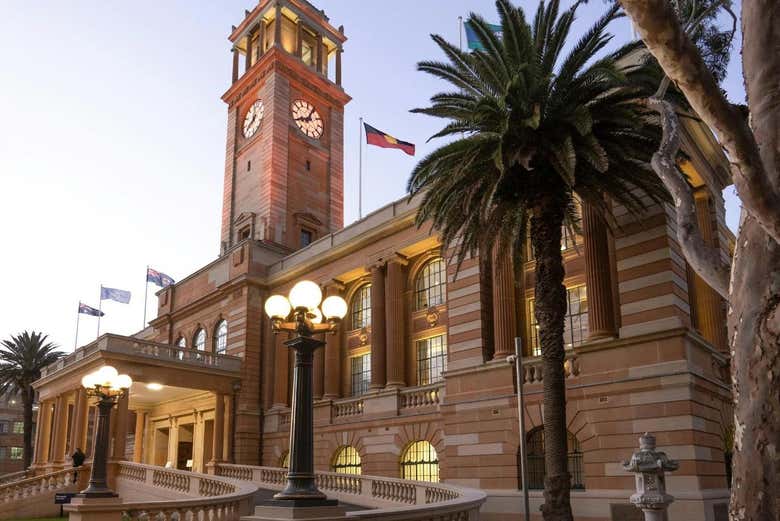 Explore Newcastle on a guided tour