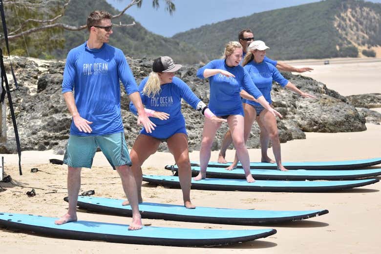 Durante la clase de surf