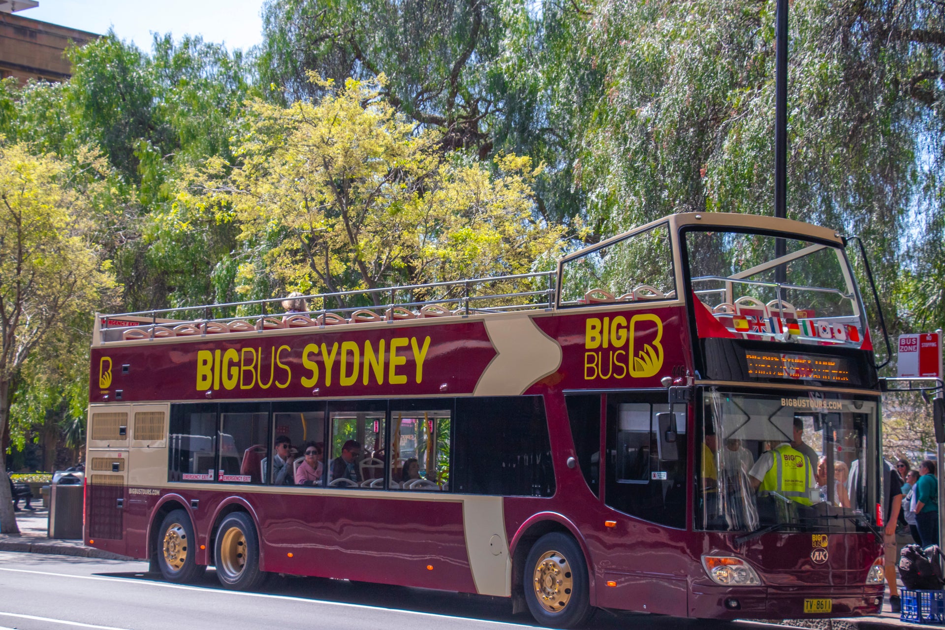 tour bus for sydney