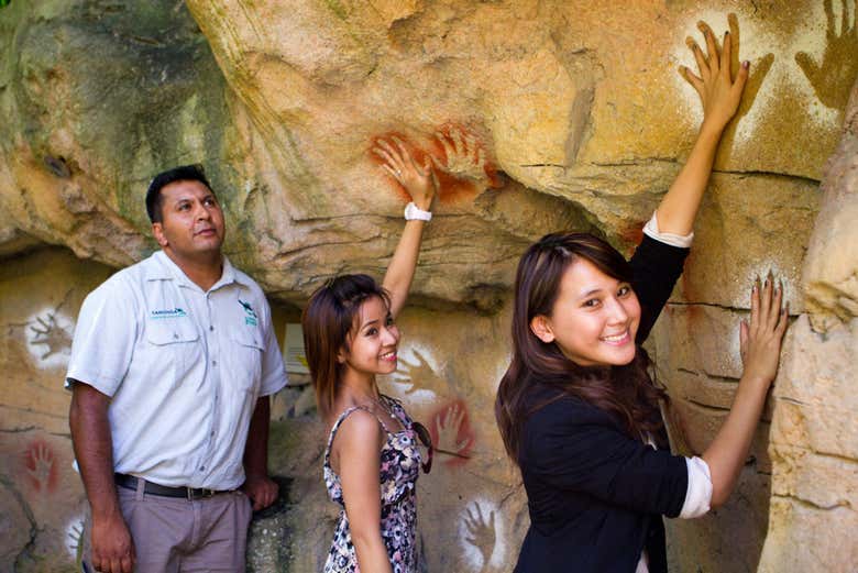 Pinturas rupestres en el zoo