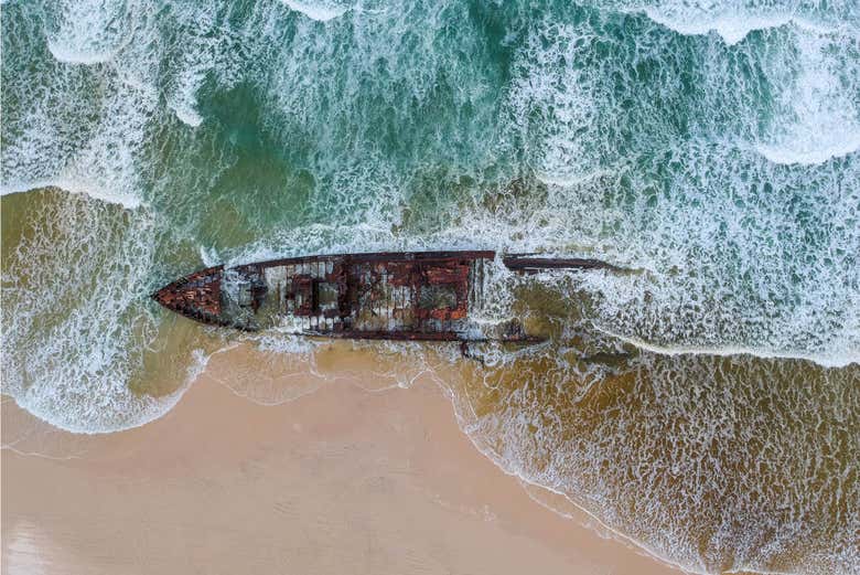 Épave sur la plage