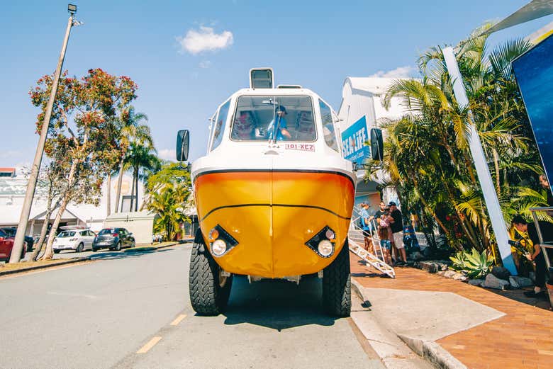 Profitez de la visite en bus amphibie