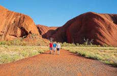 Trilha pelo Uluru