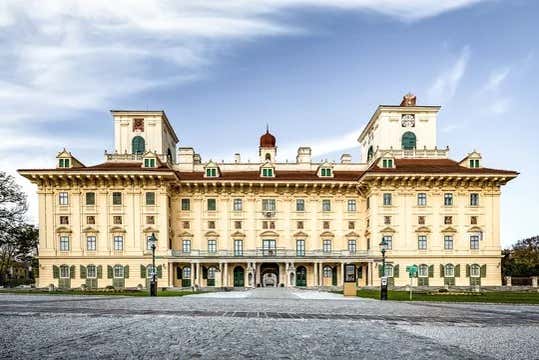 Fachada del palacio Esterházy