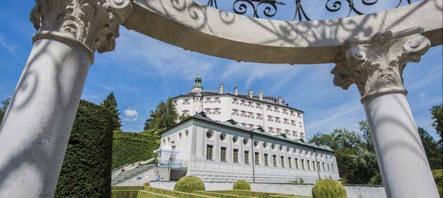 Entrada al Palacio de Ambras
