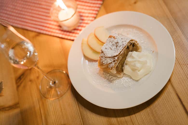 A typical apfelstrudel