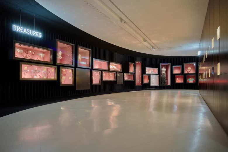 Visiting one of the exhibitions at the museum