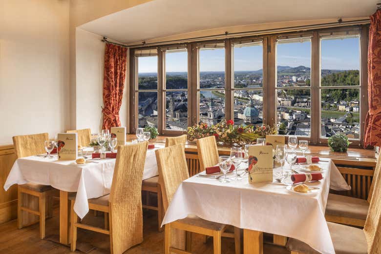 Vistas a Salzburgo desde el restaurante