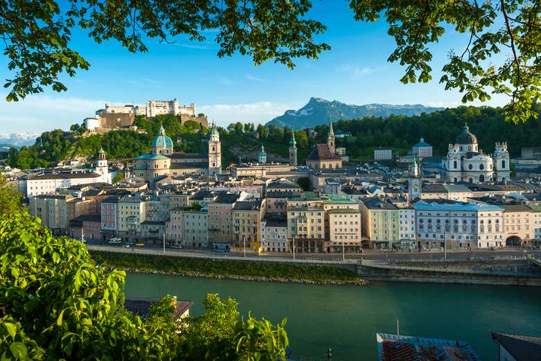 Explore the city's sights