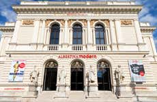 Entrada al Museo Albertina Modern