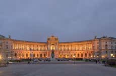 Ingresso do Novo Palácio de Hofburg com audioguia