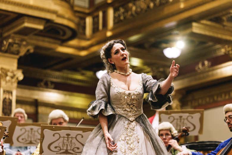 Una de las cantantes actuando en el concierto en el Musikverein