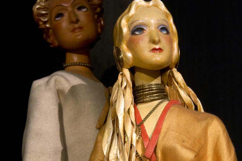 Figuras da exposição do museu