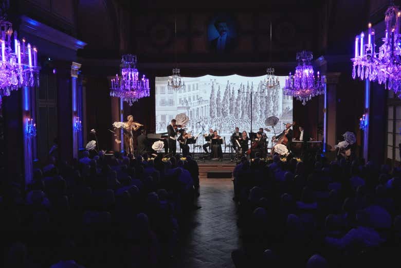 Sentiréis las notas de Strauss 