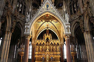 Iglesia Votiva del Divino Salvador