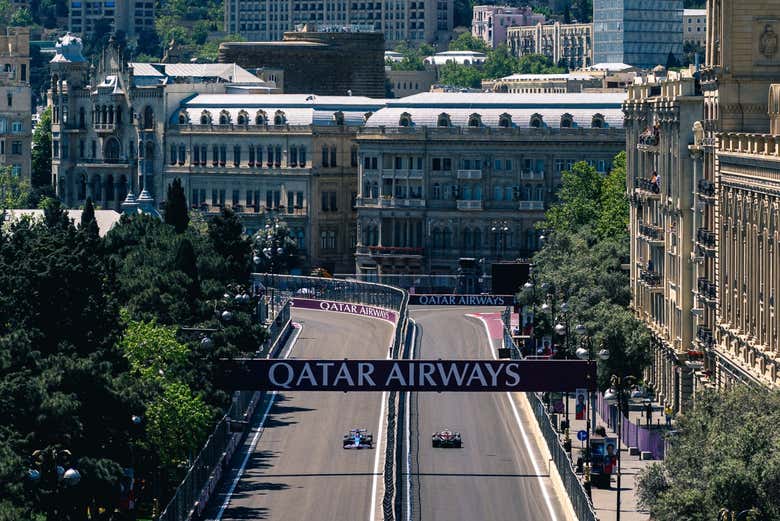 Panorámica de una de las calles del circuito de Bakú