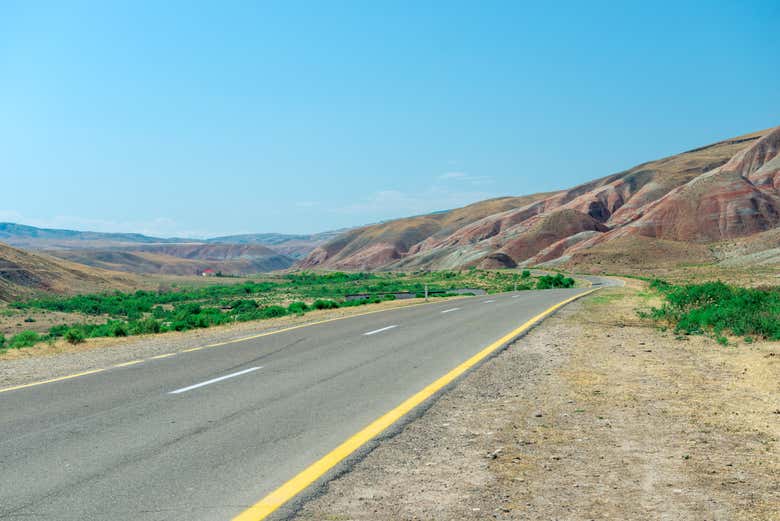 Visitaremos las impresionantes Candy Cane Mountains