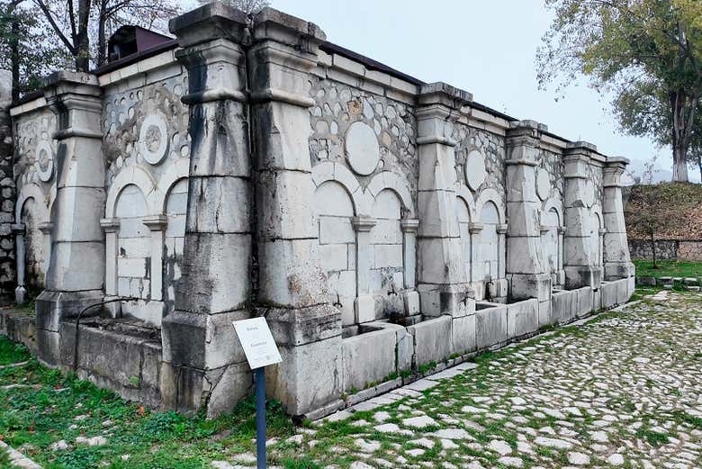 Disfrutando de la serenidad del manantial de Natavan