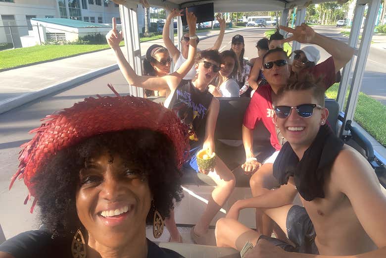 Pasándolo en grande a bordo del trolebús