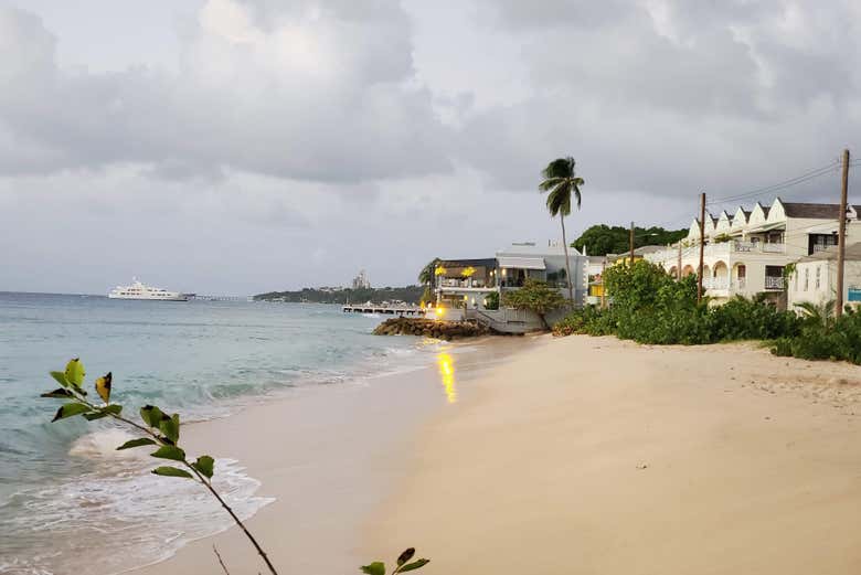 Vista de una de las playas de Speightstown