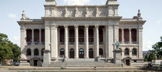 Ingresso do KMSKA, o Museu Real de Belas Artes da Antuérpia