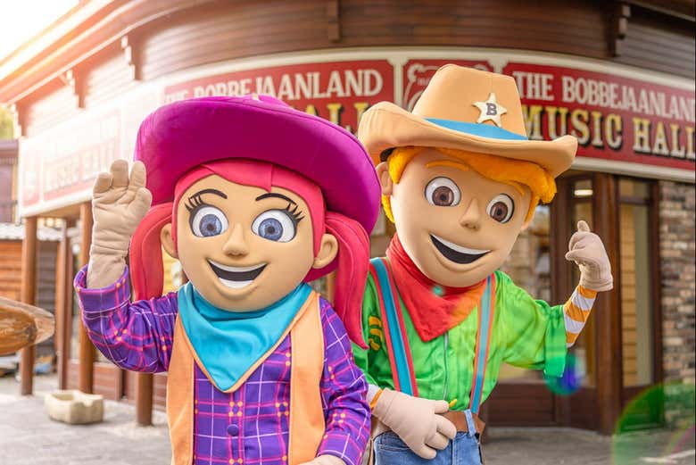 Les personnages du parc vous accueillent