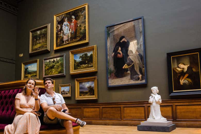 Admirando las obras del KMSKA