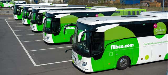 Ônibus entre o aeroporto de Charleroi e Bruges