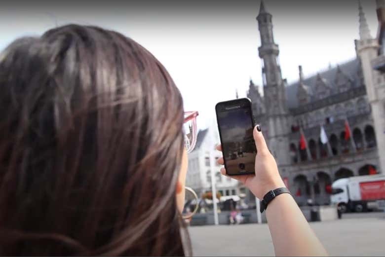 Utilizando la app de realidad virtual en el móvil