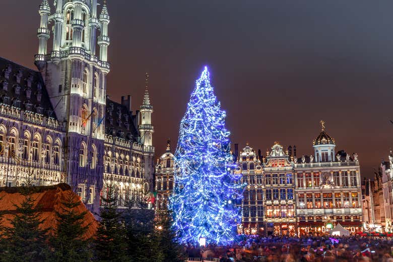 Uma das mais lindas árvores de Natal de Bruxelas