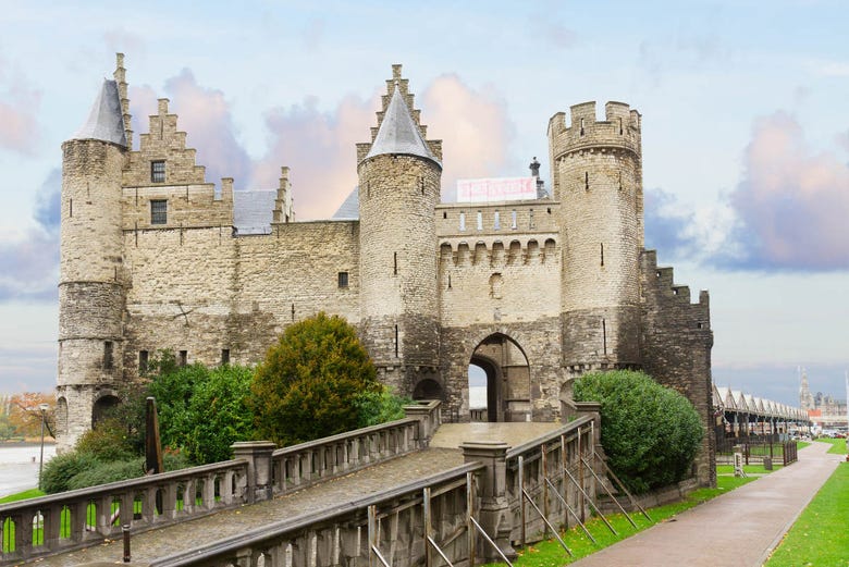 Castillo de Steen, en Amberes
