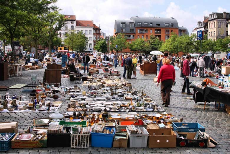 Fazendo compras no Mercado de Pulgas