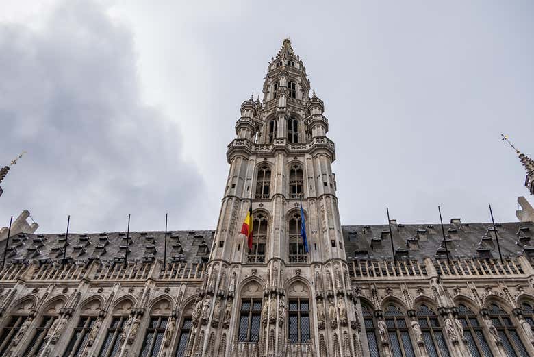 La facciata dell'Hôtel de Ville