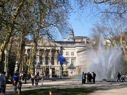Parco di Bruxelles, Palazzo della Nazione