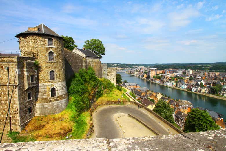 Look at the confluence of the Meuse and Sambre rivers