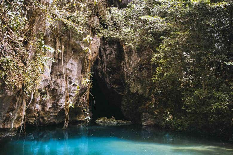 Entrada a la cueva Barton Creek