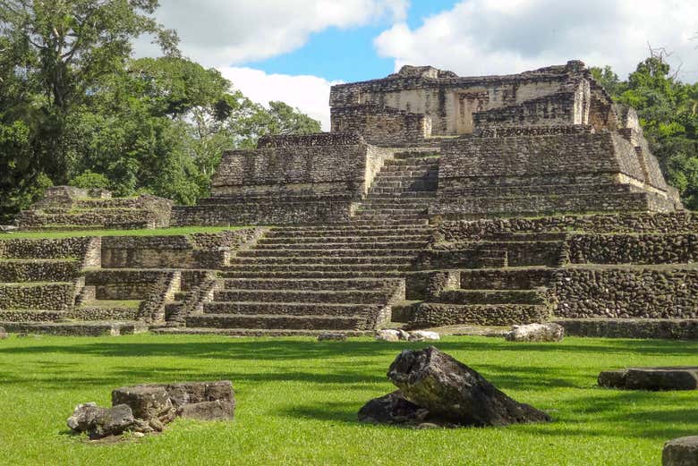 Visitando le rovine di Caracol