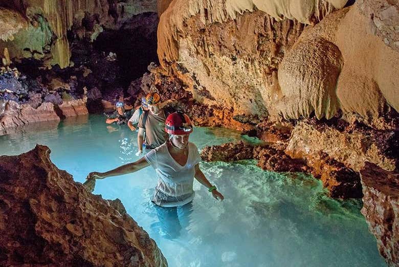 Les eaux de la grotte