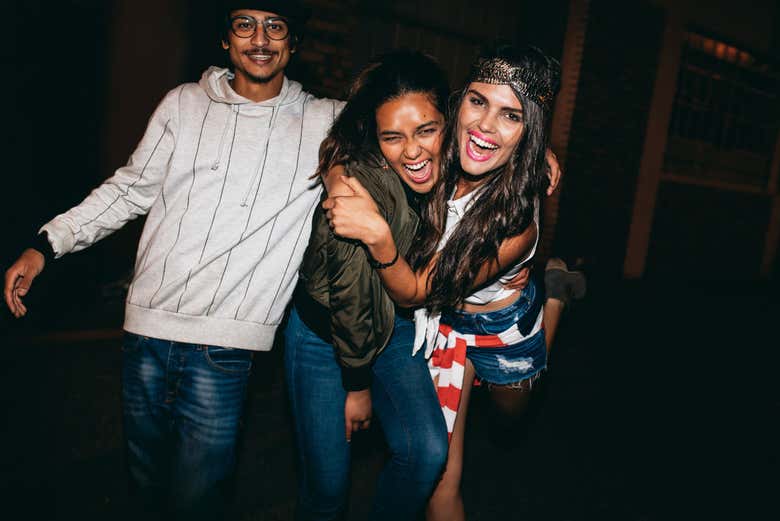 Friends enjoying the bar crawl