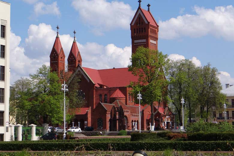 Iglesia Roja de Minsk